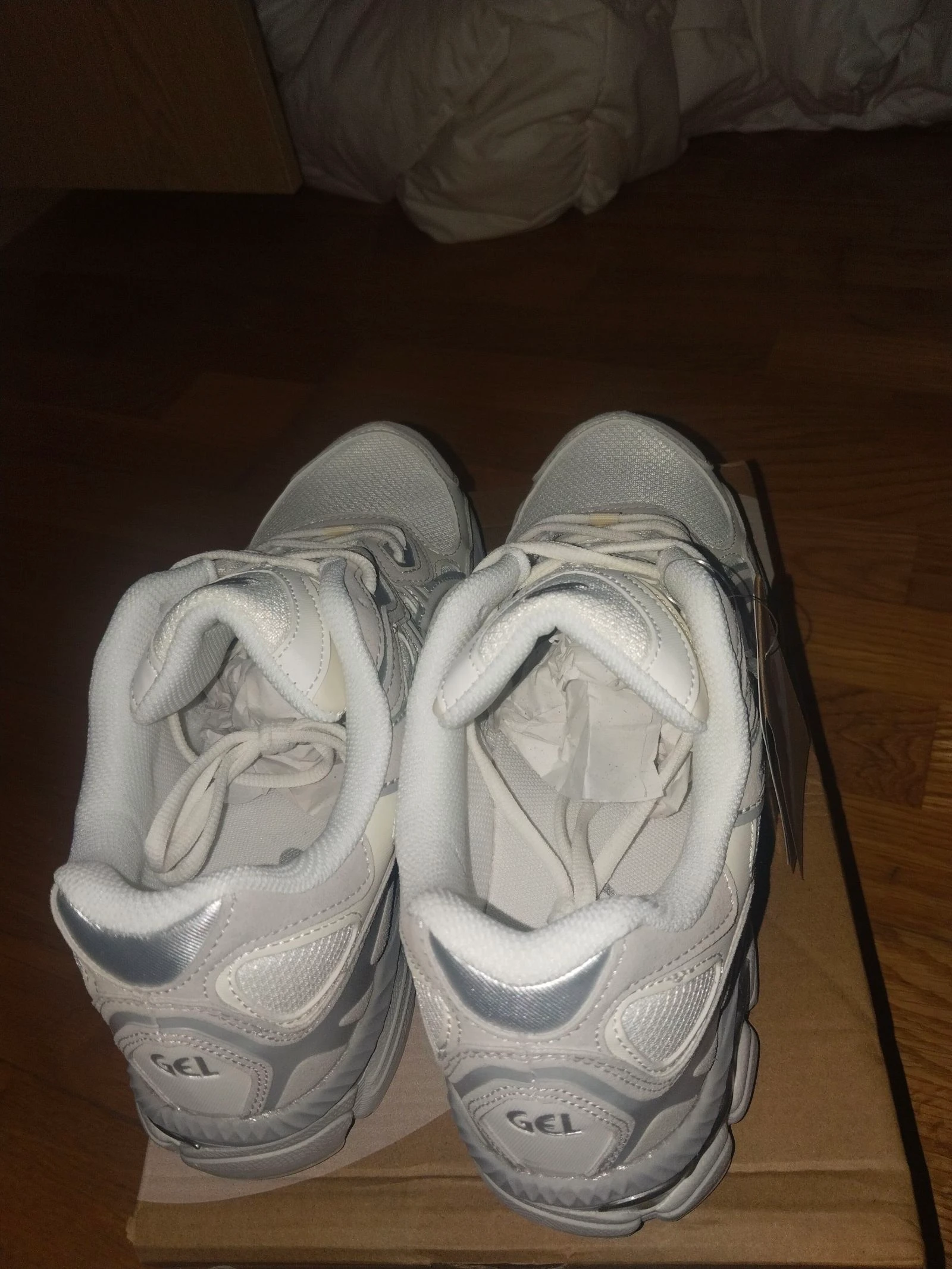 ASICS GEL-NYC Blanches Taille 44 – photo 5
